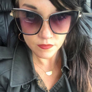 Meet your Posher, Posh